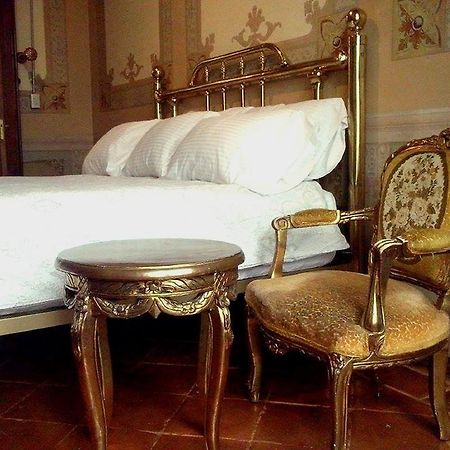 Leonora Hostal プエブラ 部屋 写真