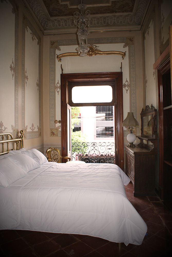 Leonora Hostal プエブラ エクステリア 写真