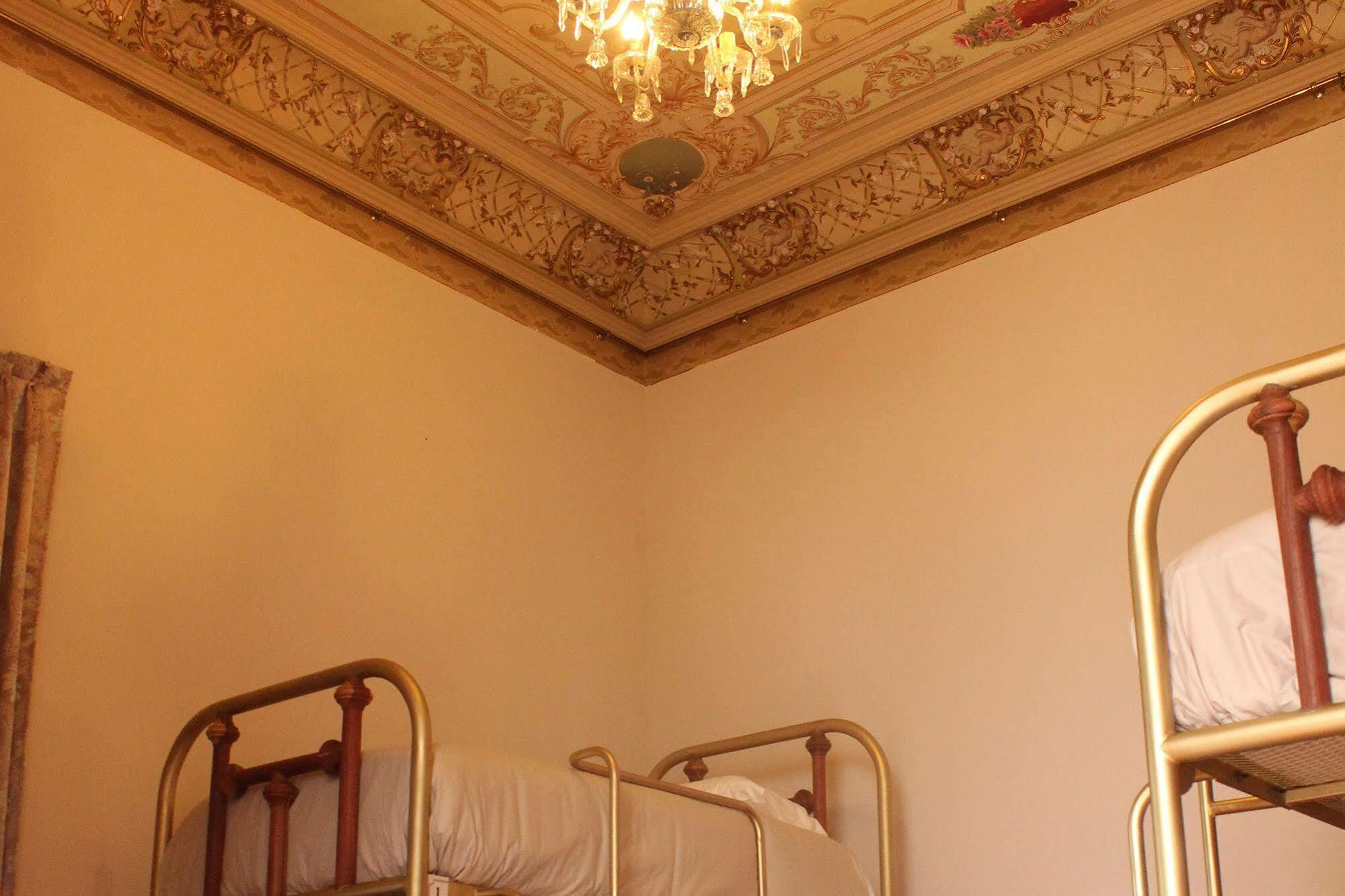 Leonora Hostal プエブラ エクステリア 写真